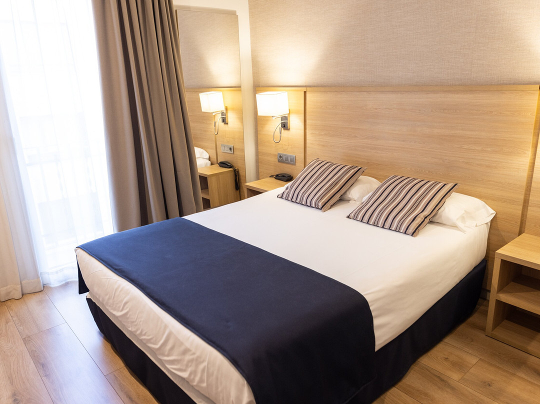 终点站酒店主图