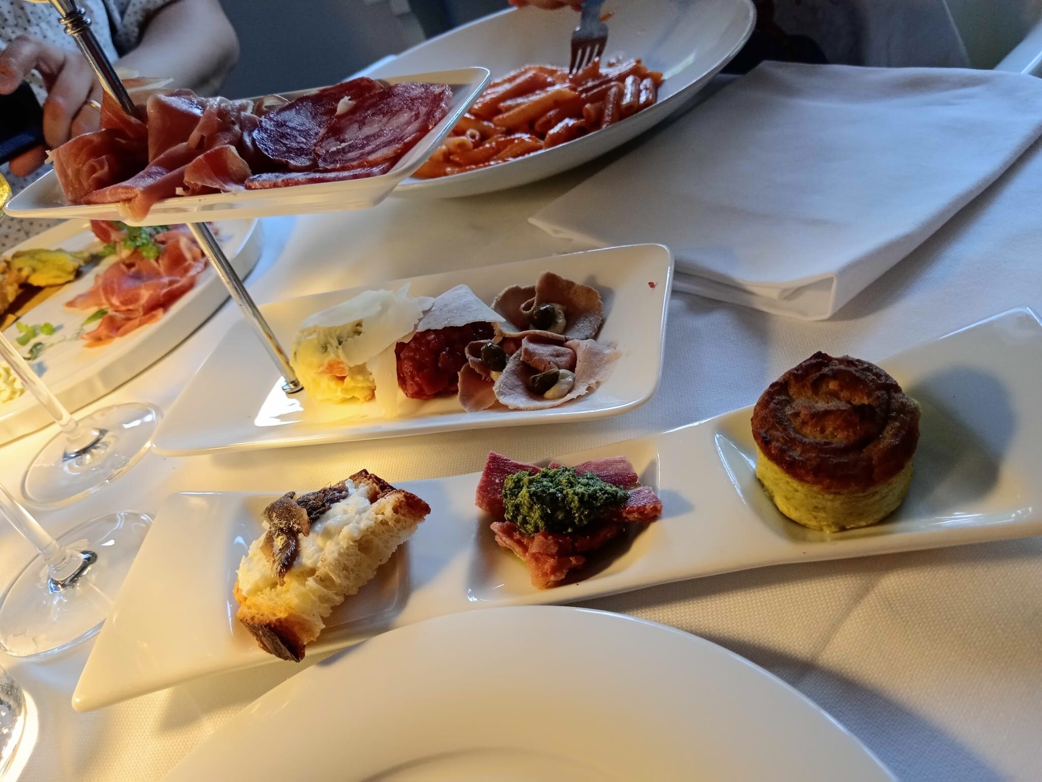 Serenella Hotel-官方