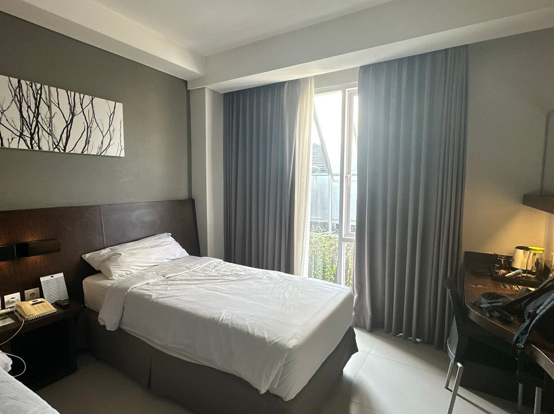 巴厘岛咖多登巴萨酒店主图