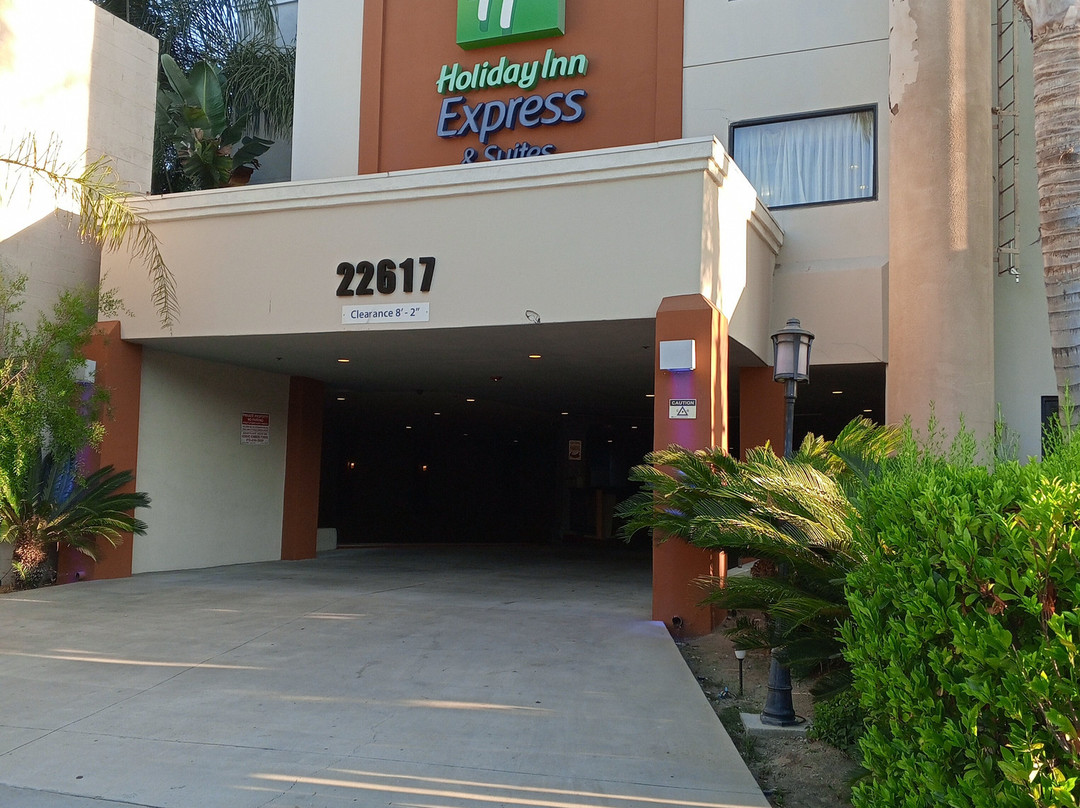 伍德兰希尔斯智选假日套房酒店主图