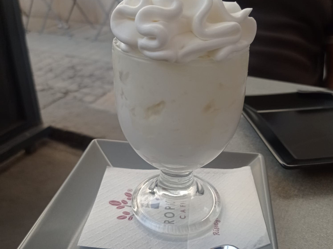 Roxy Bar-Avola必去景点
