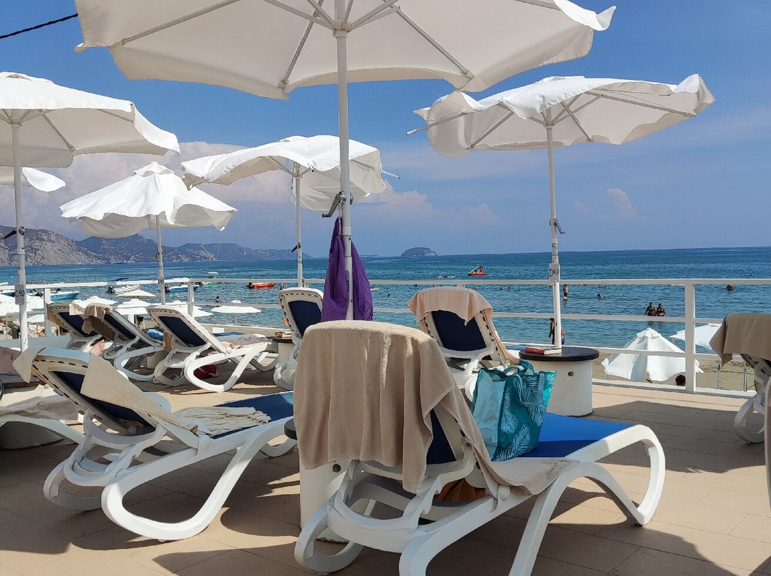 Mediterranean Beach Resort主图