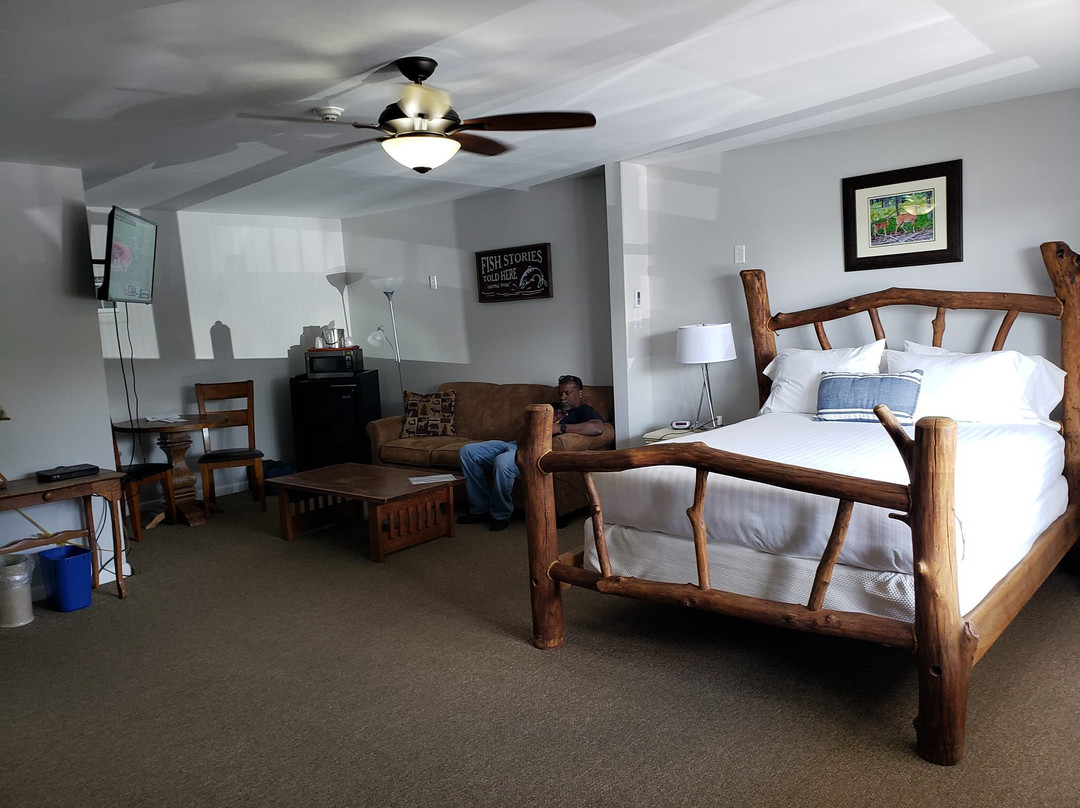 East Shore Lodging主图