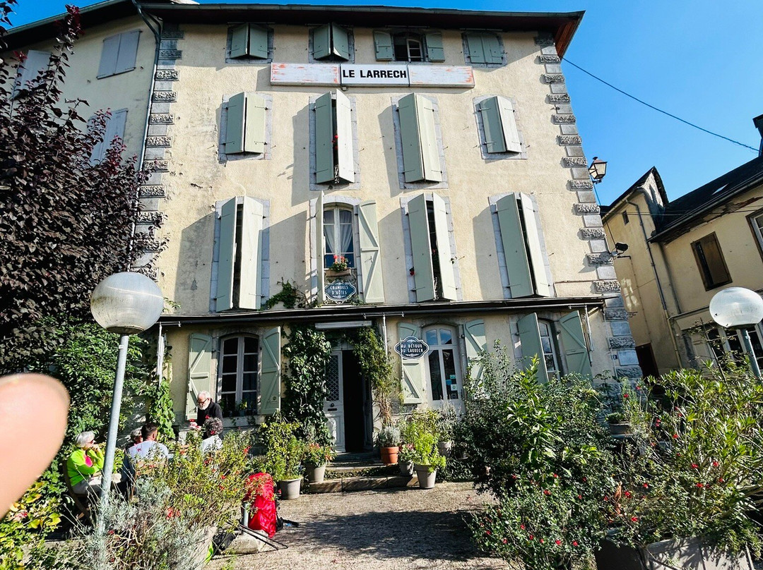 Au Détour Du Larrech主图