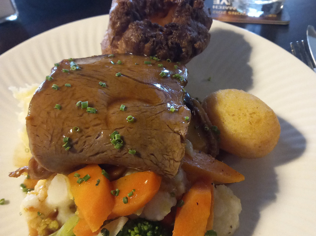Larkin's Brasserie & Lounge