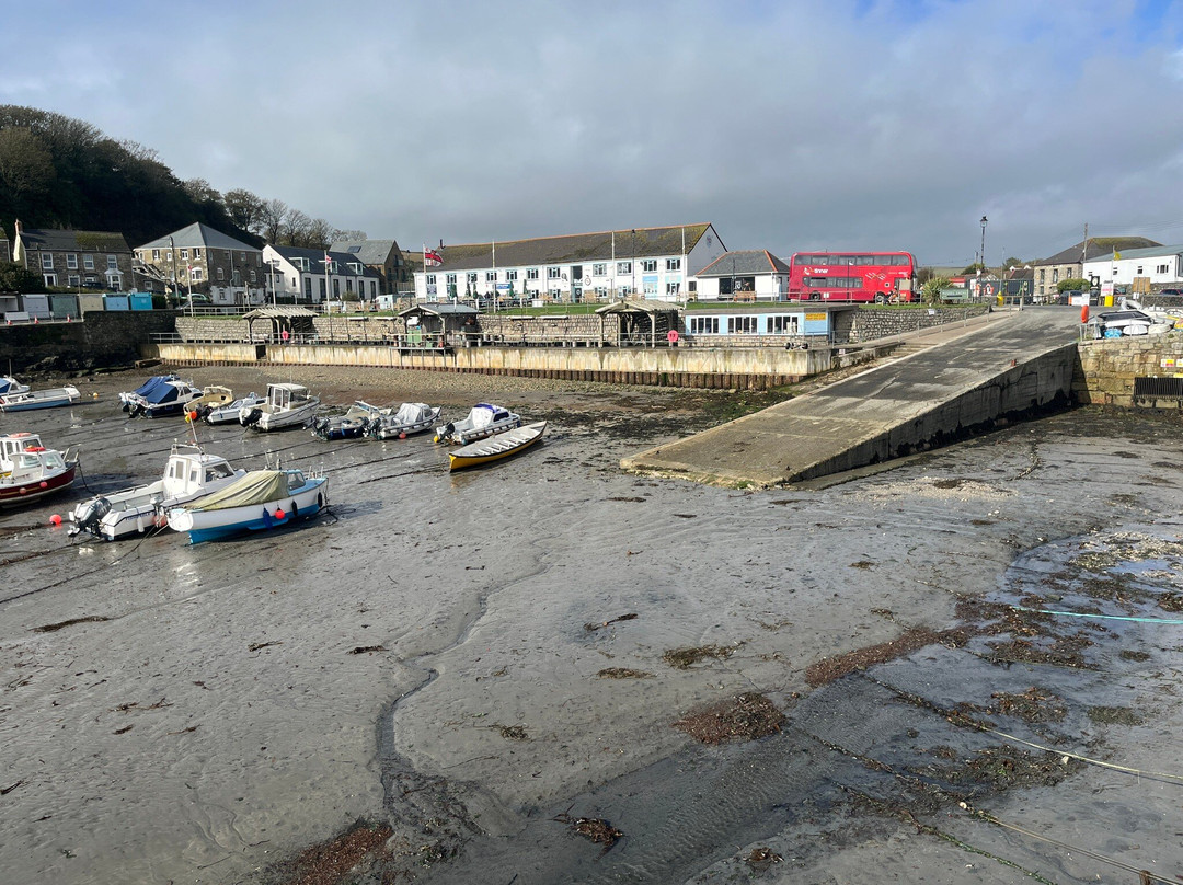 Porthleven Harbour-Porthleven必去景点