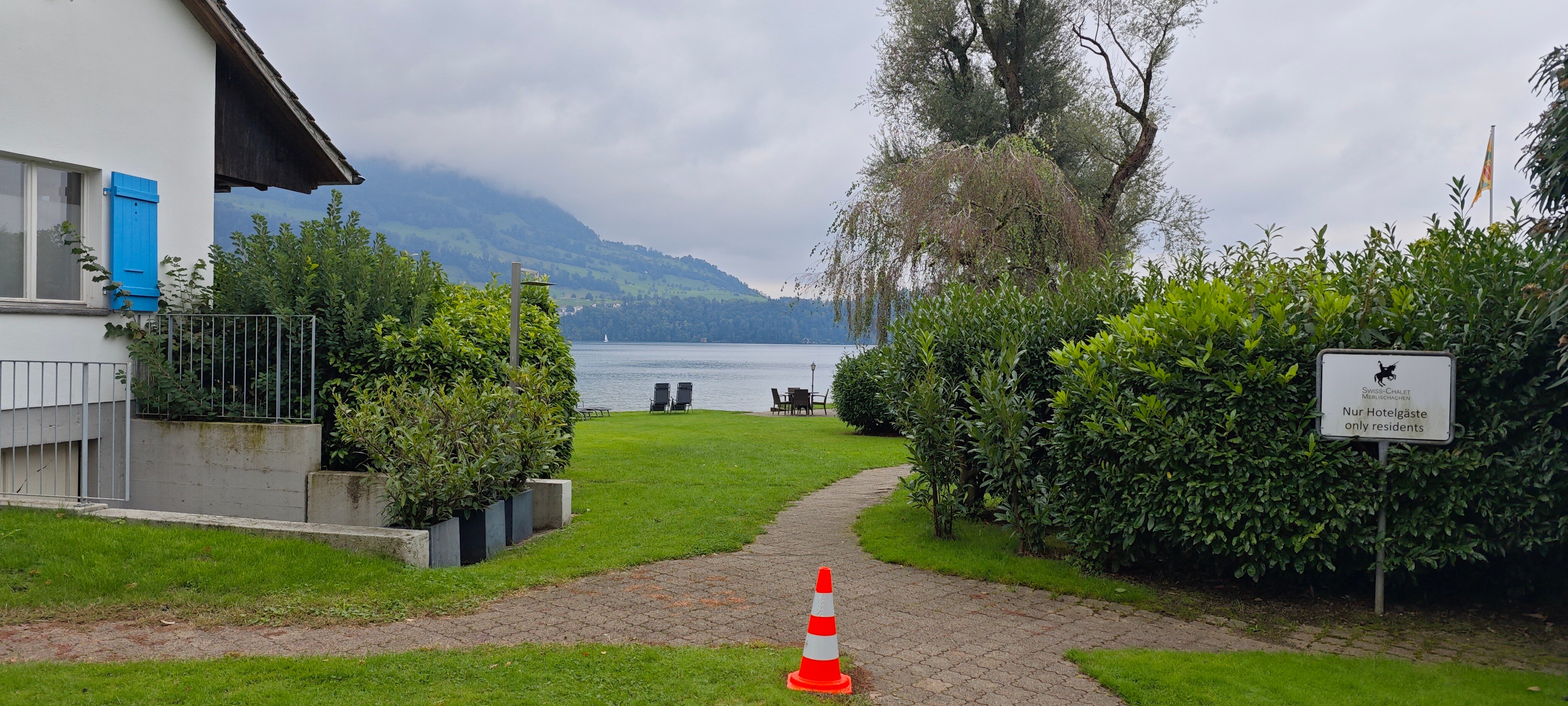 Swiss-Chalet Merlischachen-浴室
