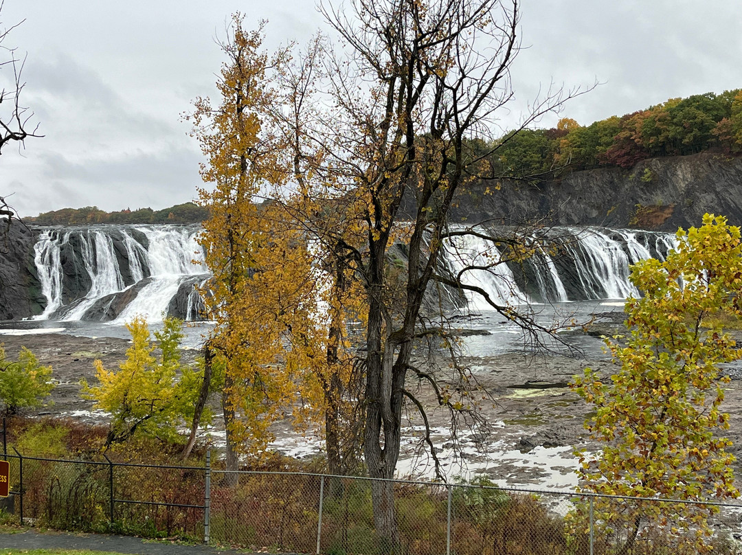 Cohoes Falls, Falls View Park景点图片