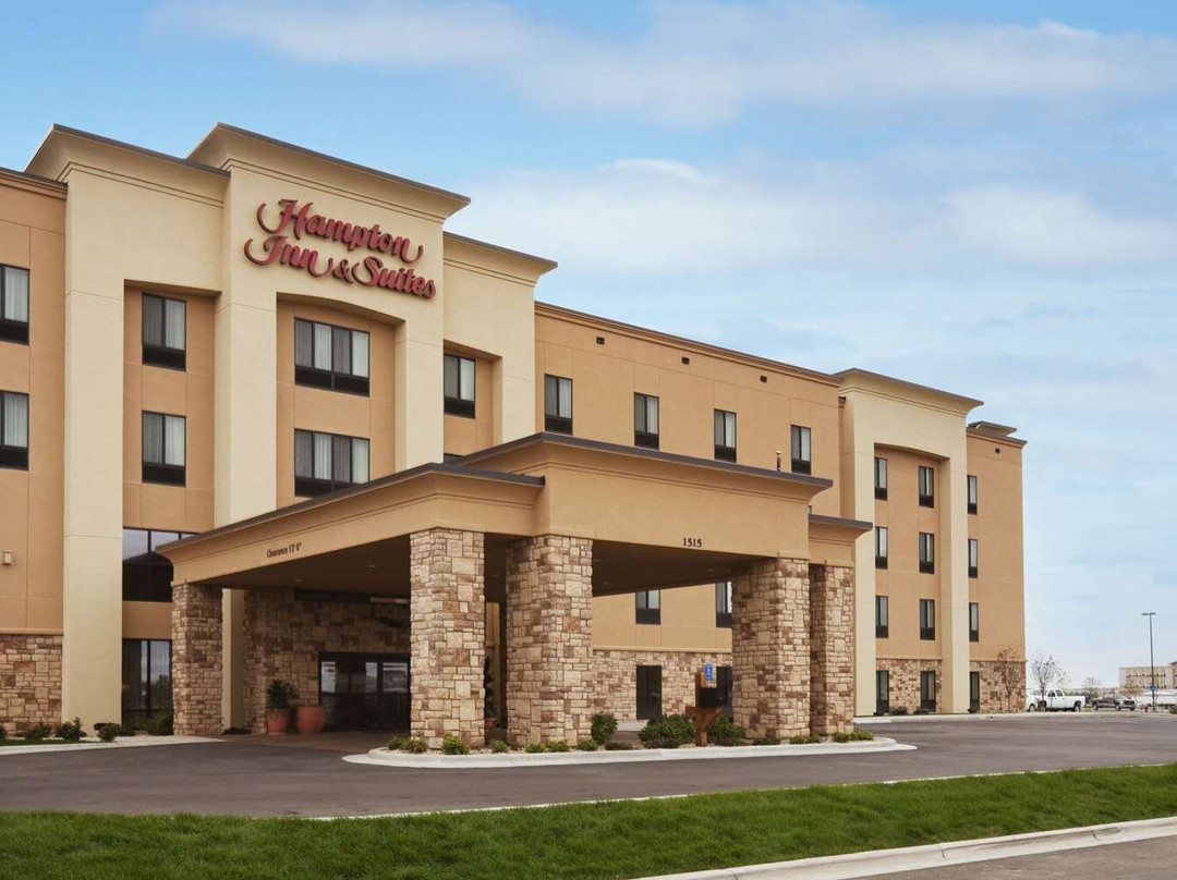 Hampton Inn & Suites Williston主图