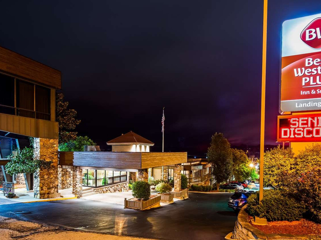 西佳加着陆风景客栈及套房主图