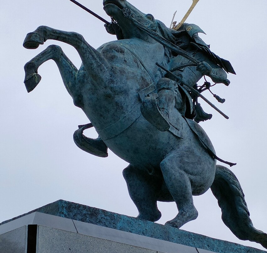 Mogami Yoshiaki Horse-riding Statue景点图片