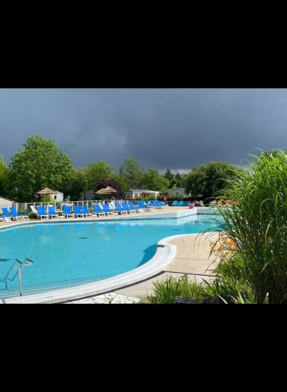 Sas Mhvacances Loue Mobilhome 2 Chambres Proche Chateaux Et Zoo Beauval