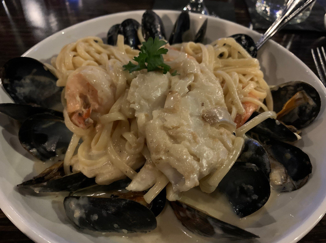 The Charles @ Bunratty Tavern