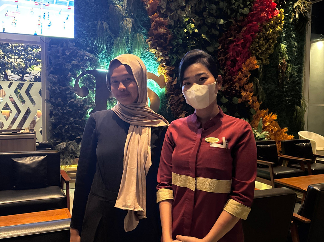 Hotel Santika Bukittinggi主图