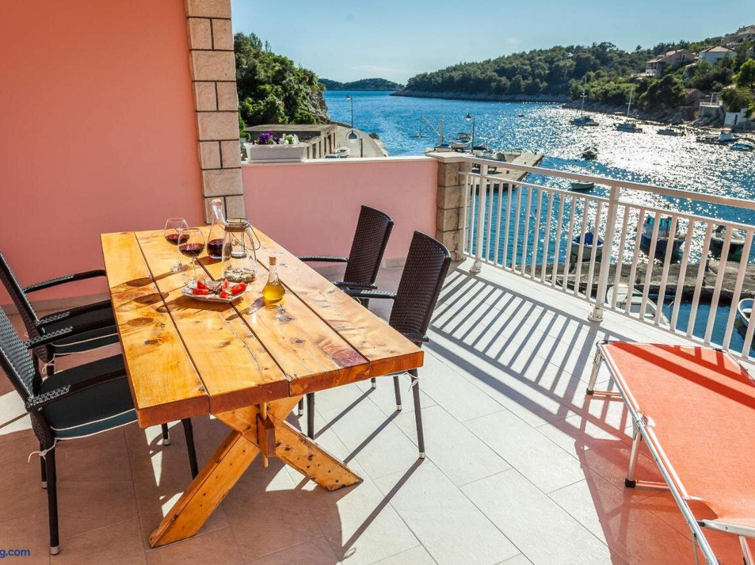 Apartment Jakov Grscica