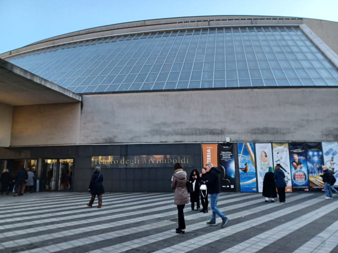 阿尔钦博第剧院-米兰必去景点