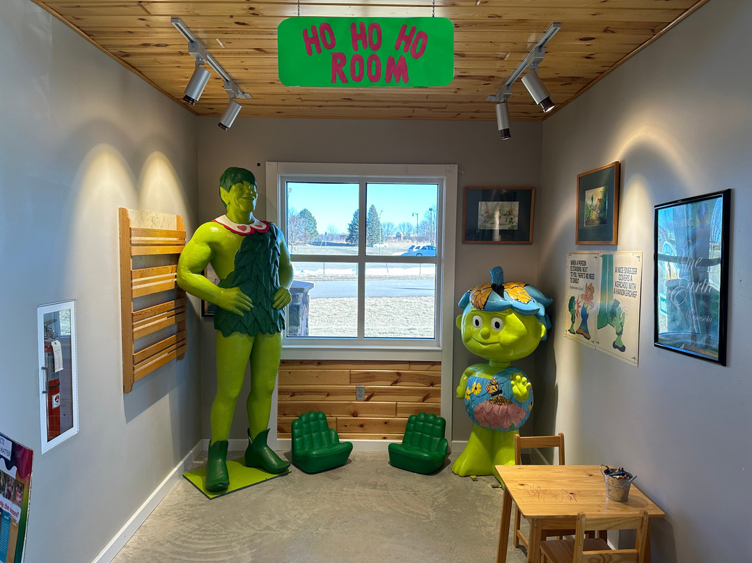 Giant Museum-Blue Earth必去景点