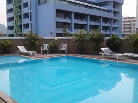 论坛公园酒店主图