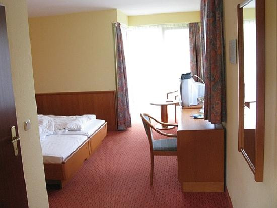 布朗达兰德酒店主图