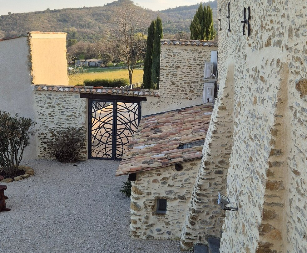 Les Grandes Mollières主图