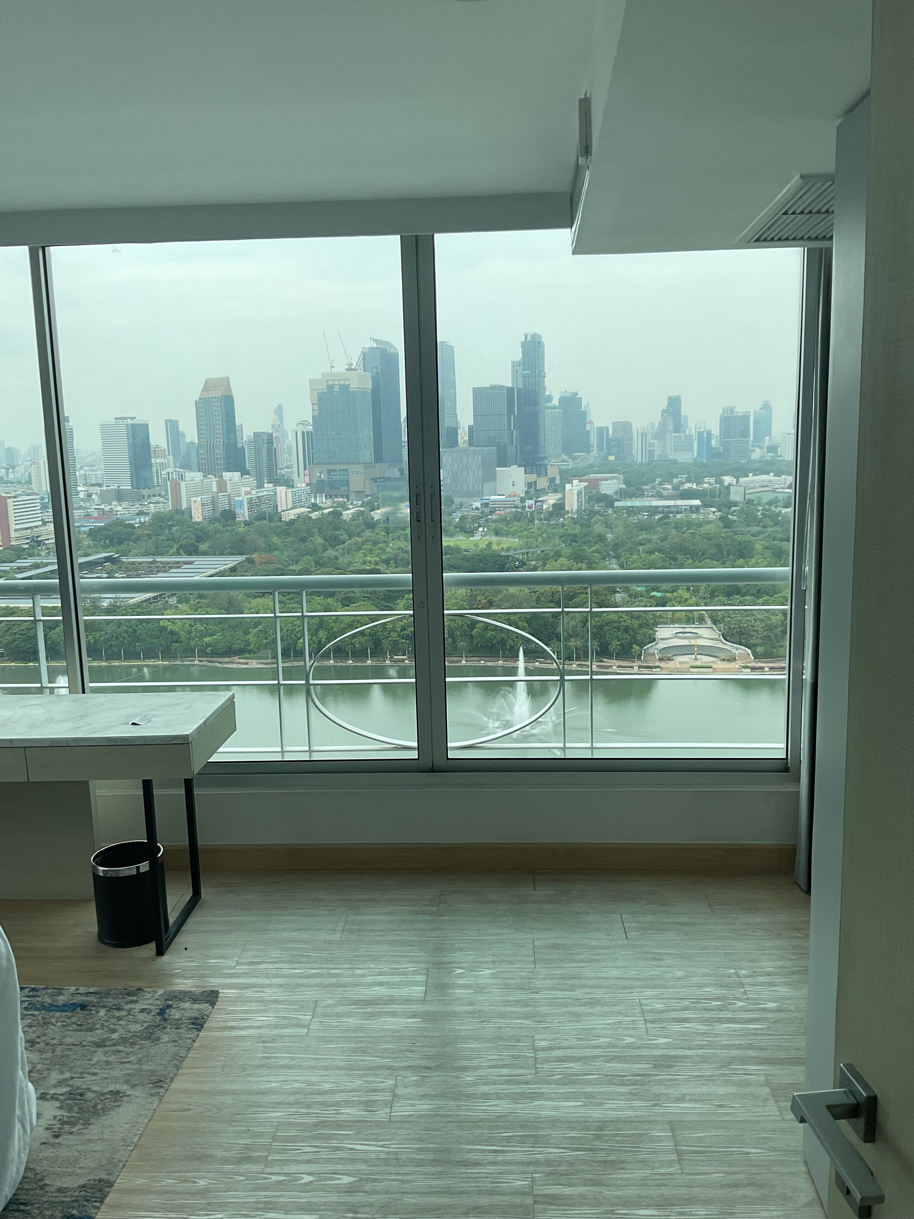 莎玛阿索克湖景服务式公寓-酒店景观