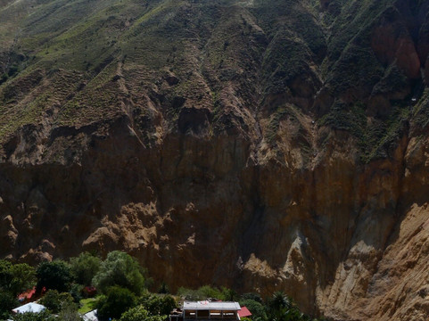 Colca Canyon Trek Edgar-阿雷基帕必去景点
