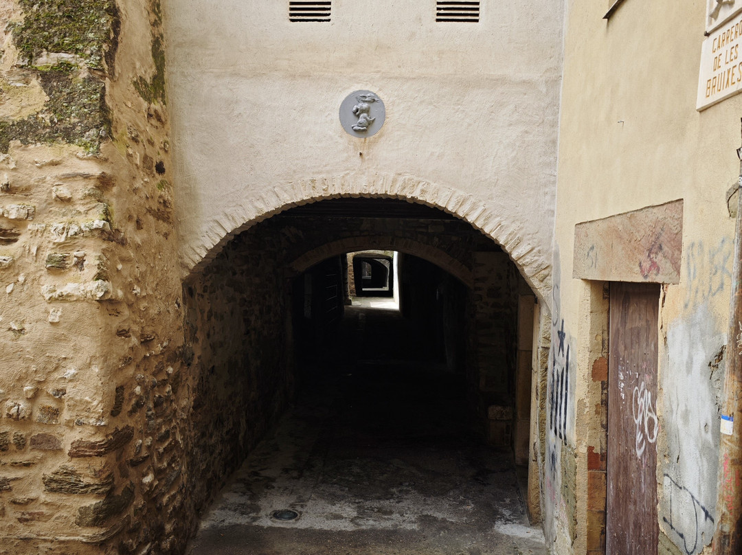 Carrero de les Bruixes-Cervera必去景点