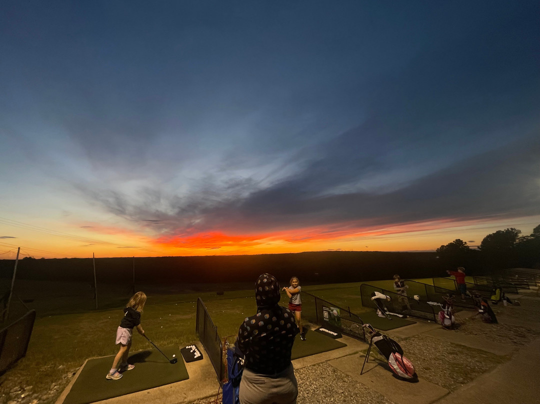 Windy Hill Golf Course & Sports Complex景点图片