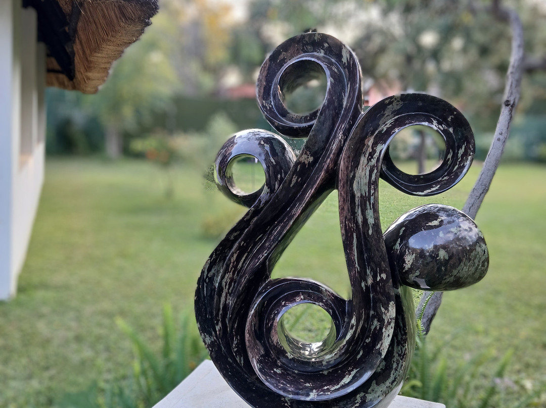 Shona Sculpture Gallery景点图片