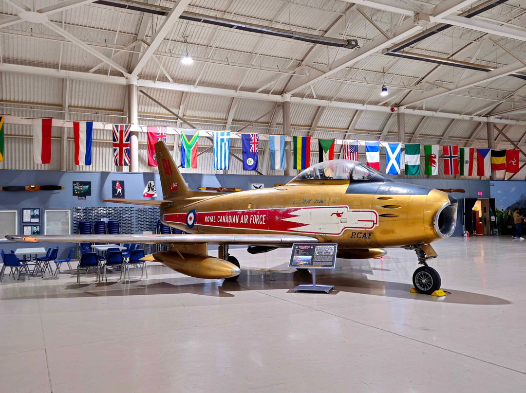 Canadian Warplane Heritage Museum景点图片