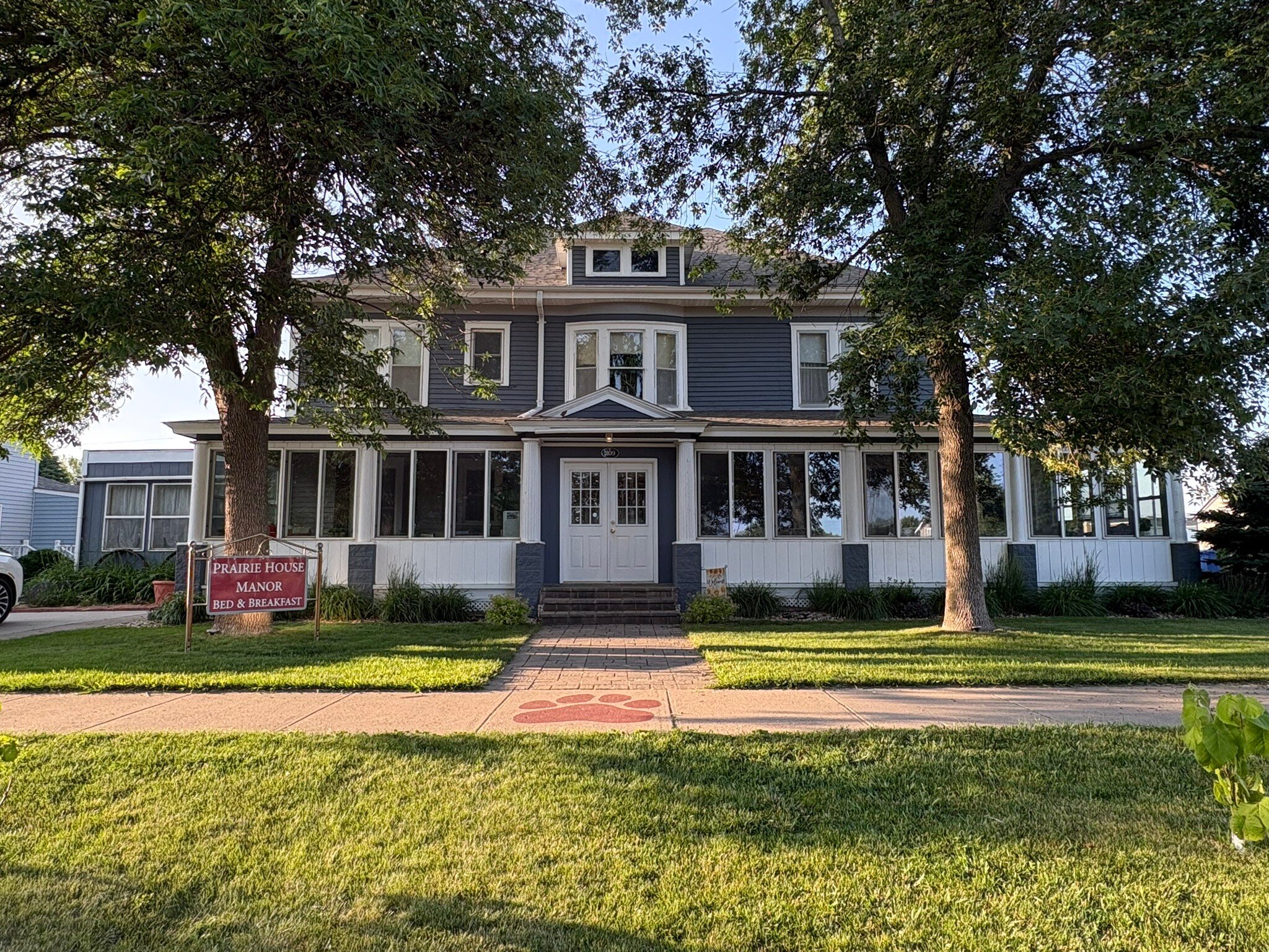 Prairie House Manor-官方