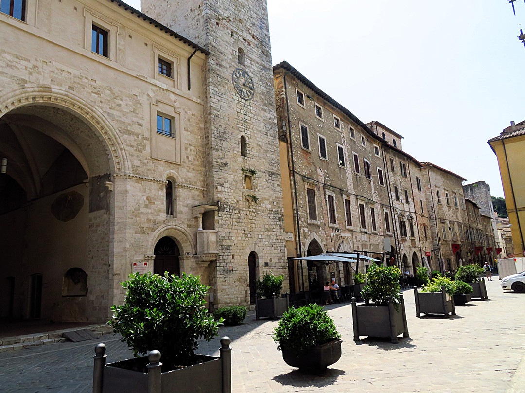Piazza dei Priori-Narni必去景点