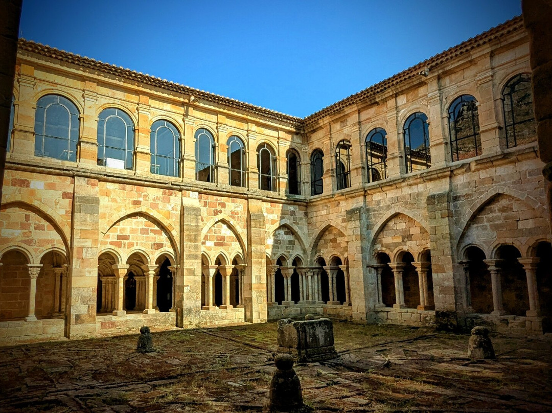 Monasterio de Santa Maria la Real-Aguilar de Campoo必去景点