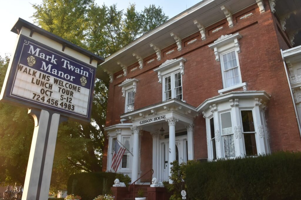 Gibson House Manor