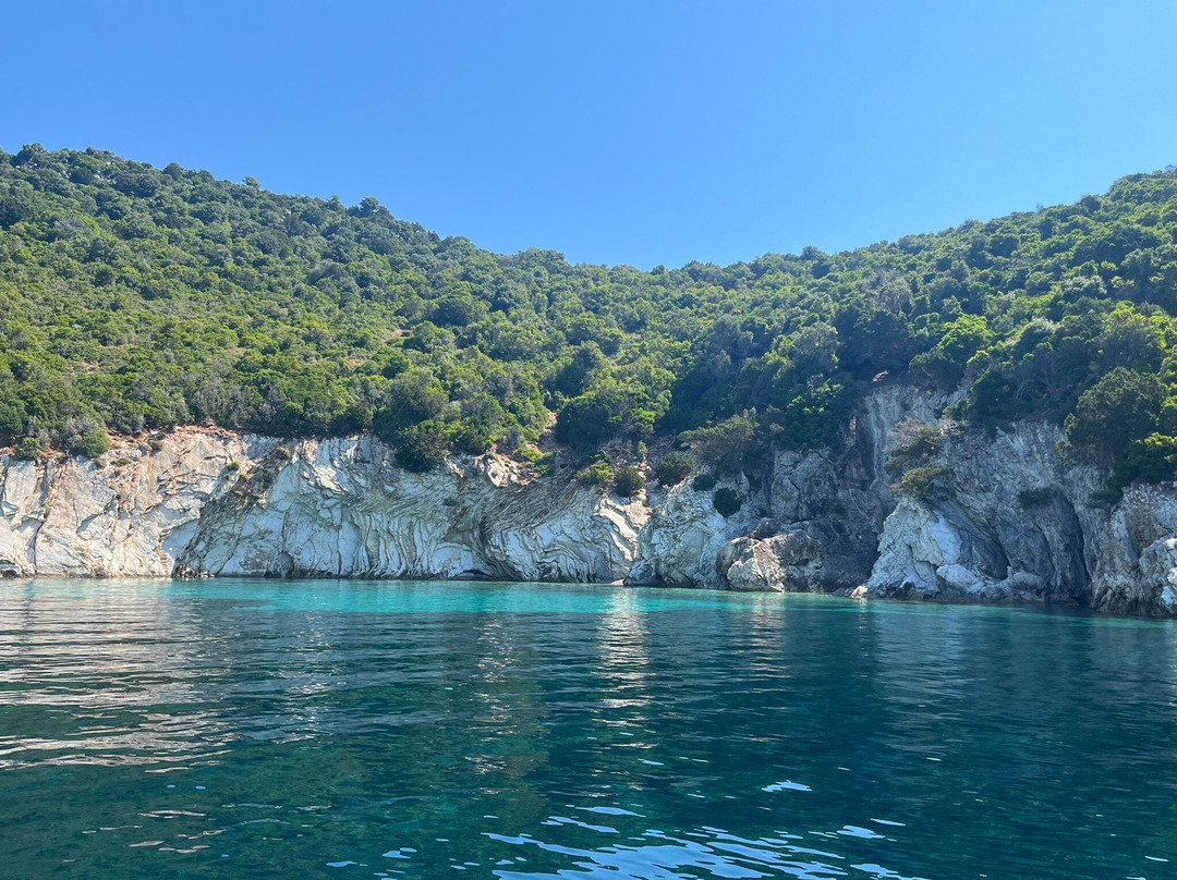 Lakis Boats-Spartochori必去景点