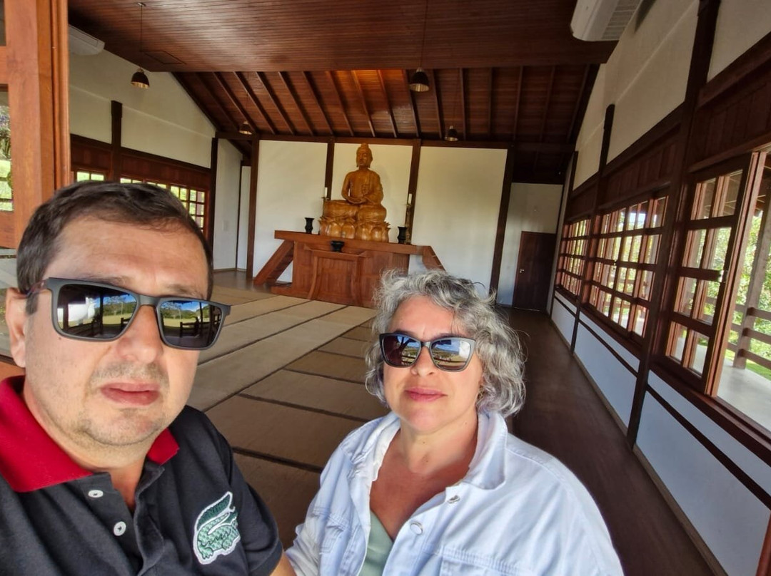 Praca do Portal Budista-Ibiracu必去景点