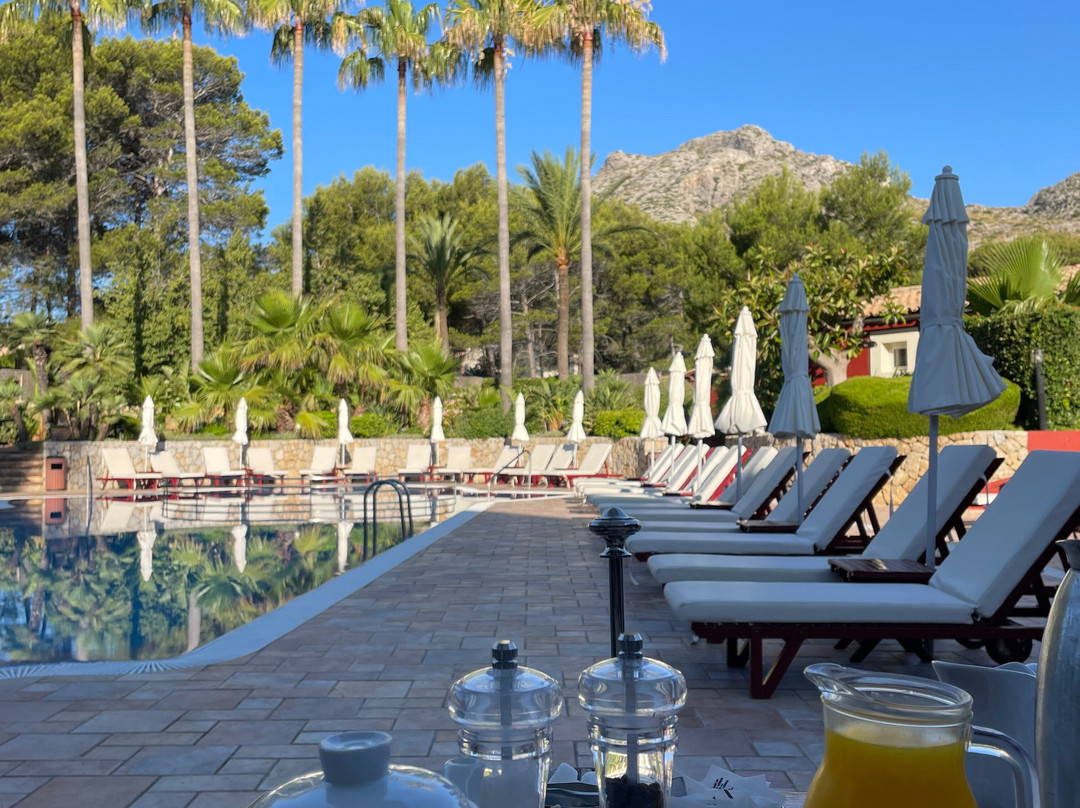 Hotel Cala Sant Vicenc主图