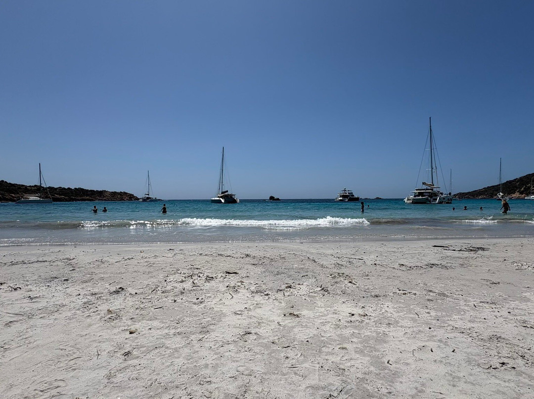 Plage De Roccapina-科西嘉必去景点