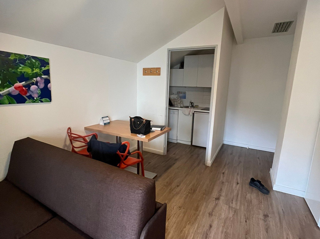 渣油加乐里塔特里酒店主图