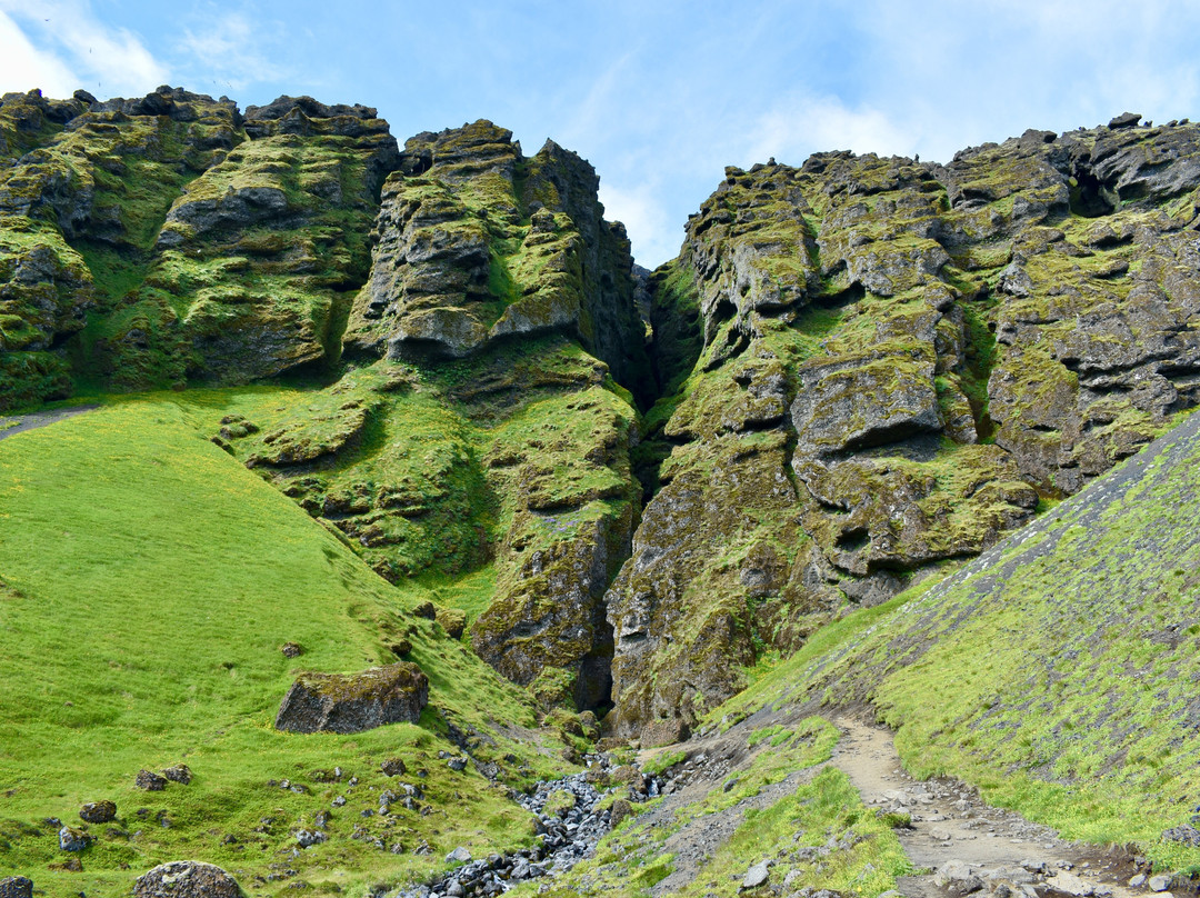 Rauofeldsgja-Snaefellsbaer必去景点