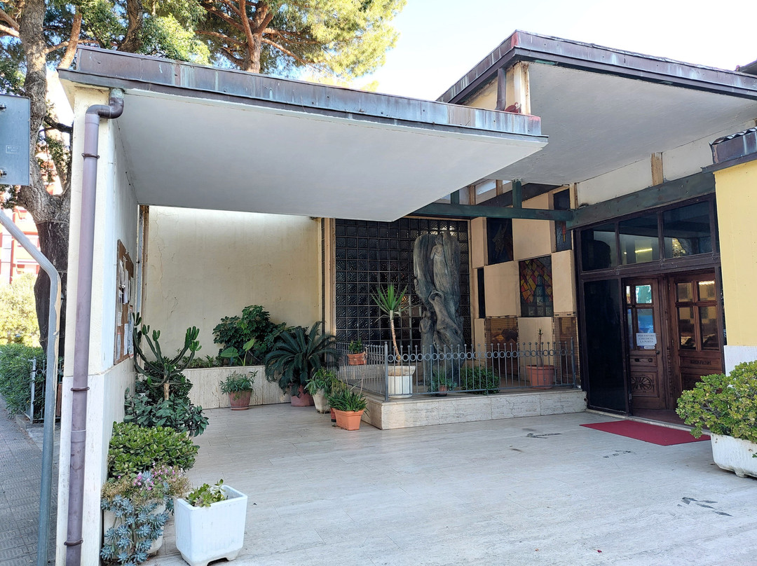 Chiesa di Nostra Signora di Lourdes-福洛尼卡必去景点