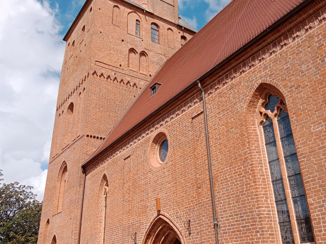 Katedra Wniebowzięcia Najświętszej Maryi Panny-大波兰地区戈茹夫必去景点
