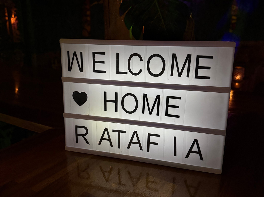 Ratafia Sxm-Cupecoy Bay必去景点