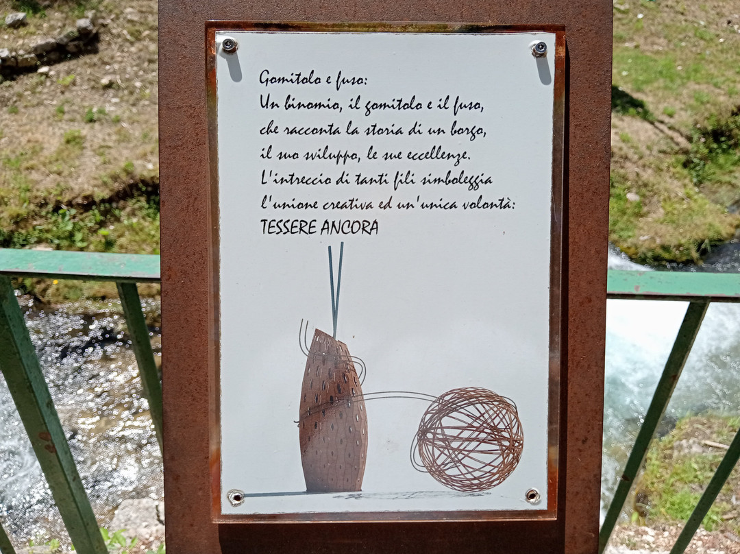 Monumento al Fuso e Gomitolo-Rasiglia必去景点