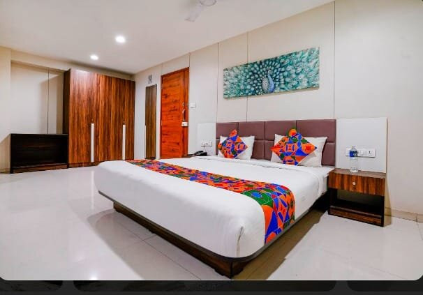 FabHotel La Victoria