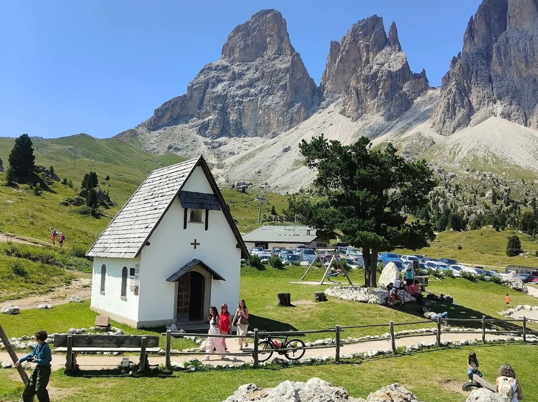 Chiesetta di Passo Sella-塞尔瓦迪加尔代纳必去景点