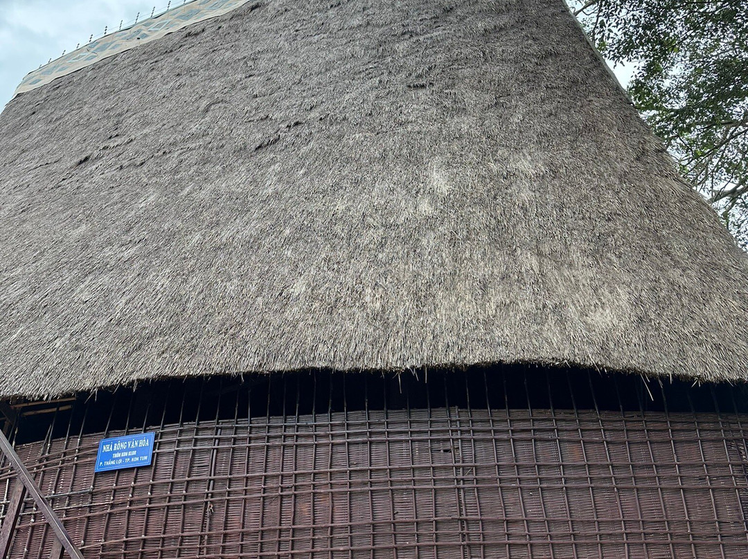 Nha rong Kon Klor-昆嵩必去景点