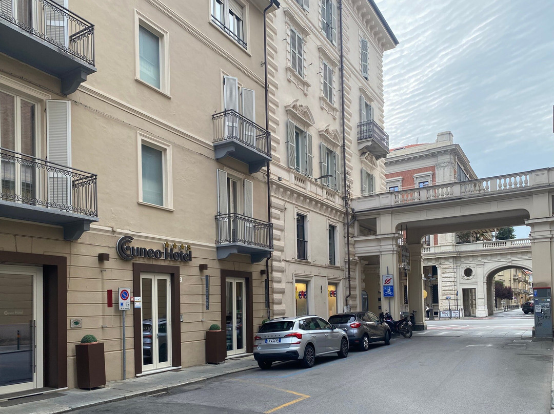 Cuneo Hotel主图