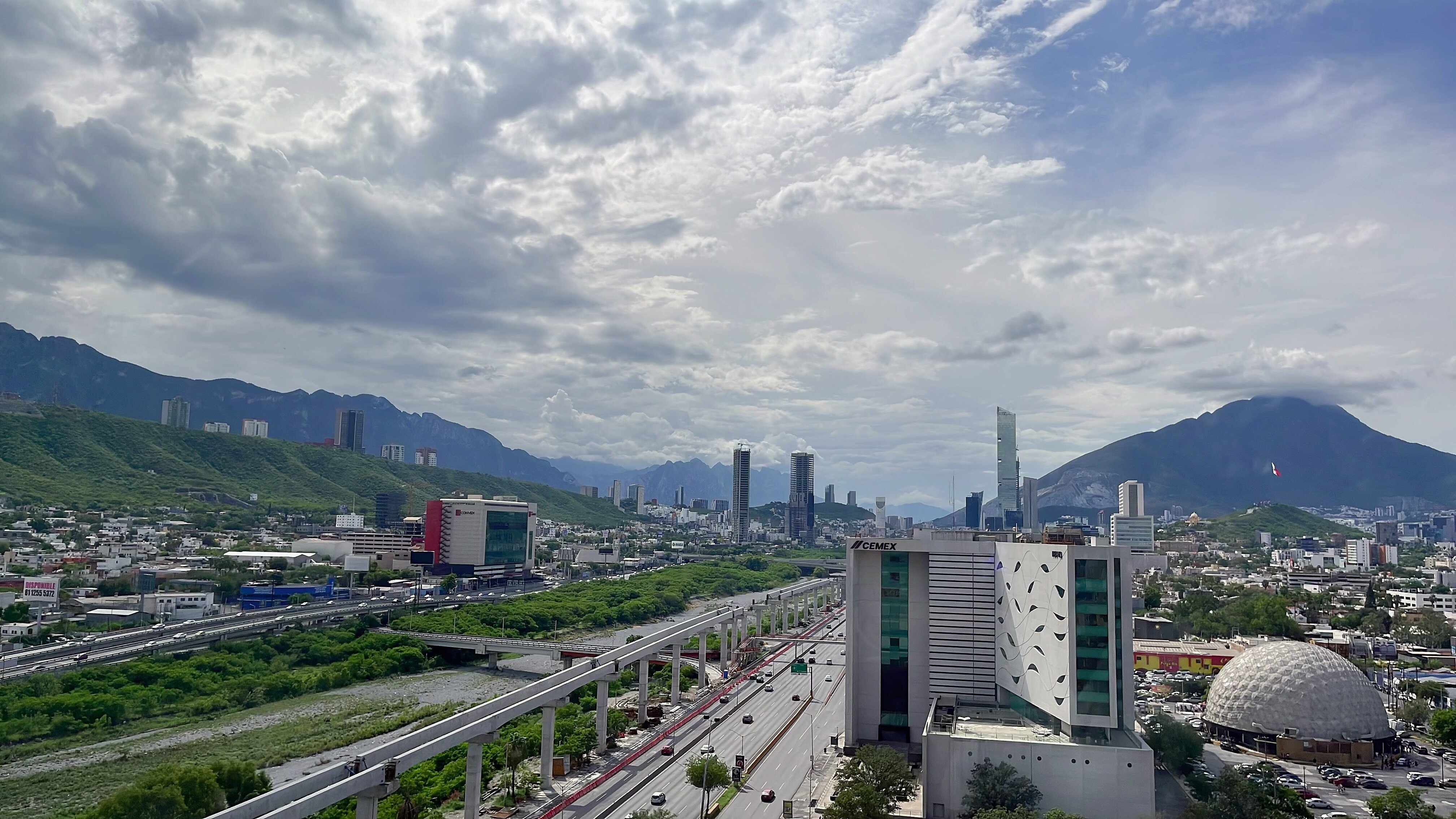 Galería Plaza Monterrey-官方