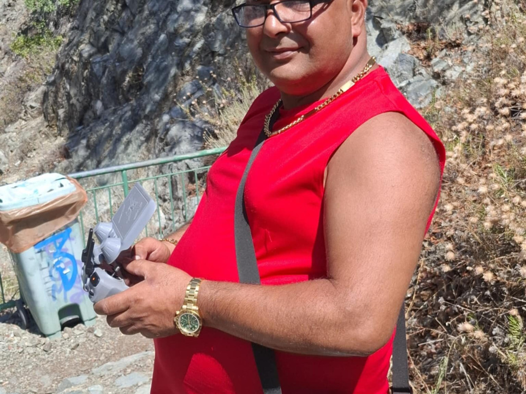 Millomeris Waterfall-帕拉翠斯必去景点